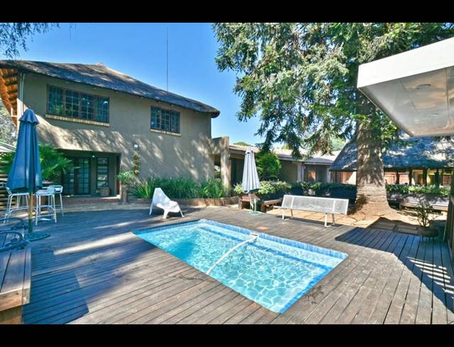 BUSINESS FOR SALE IN ORIEL